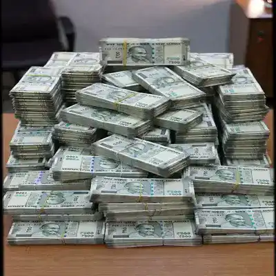 Counterfeit Indian Rupees